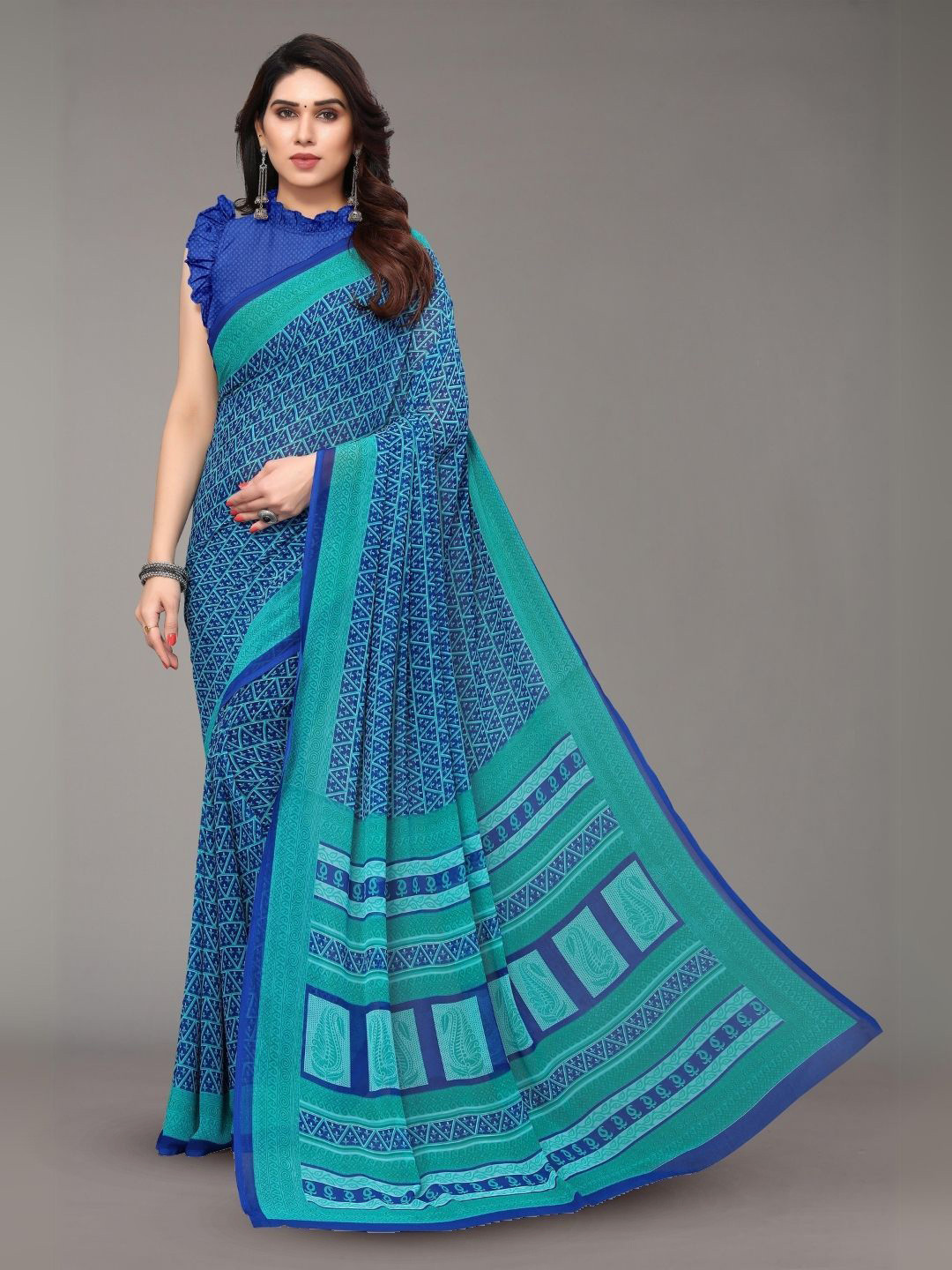 

MADHUR MILAN Pure Crepe Saree, Blue