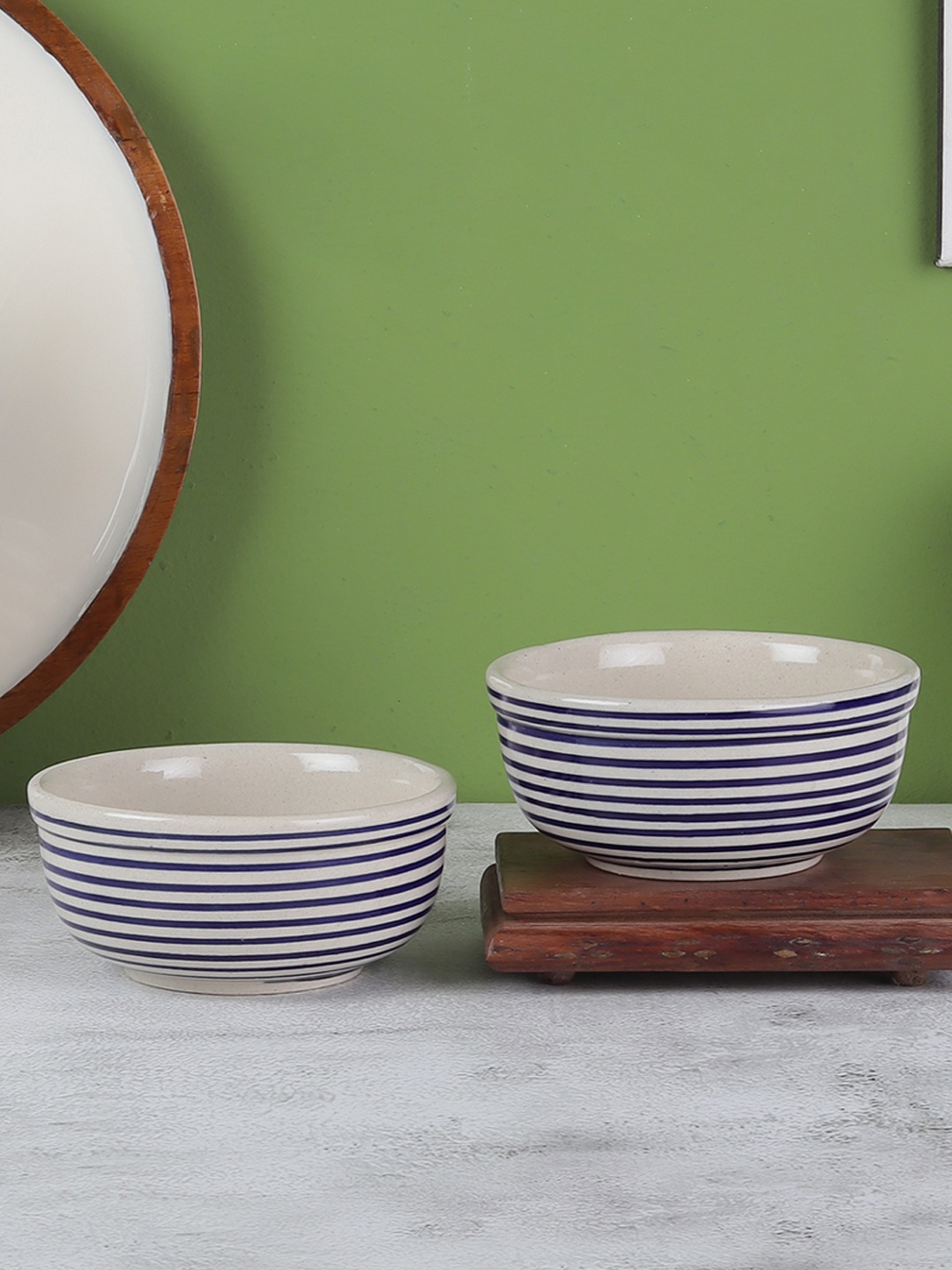 

Aura Blue & White 2 Pieces Spiral Printed Ceramic Serving Bowls