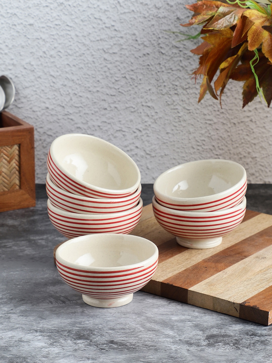 

Aura White & Red 6 Pieces Printed Ceramic Bowls