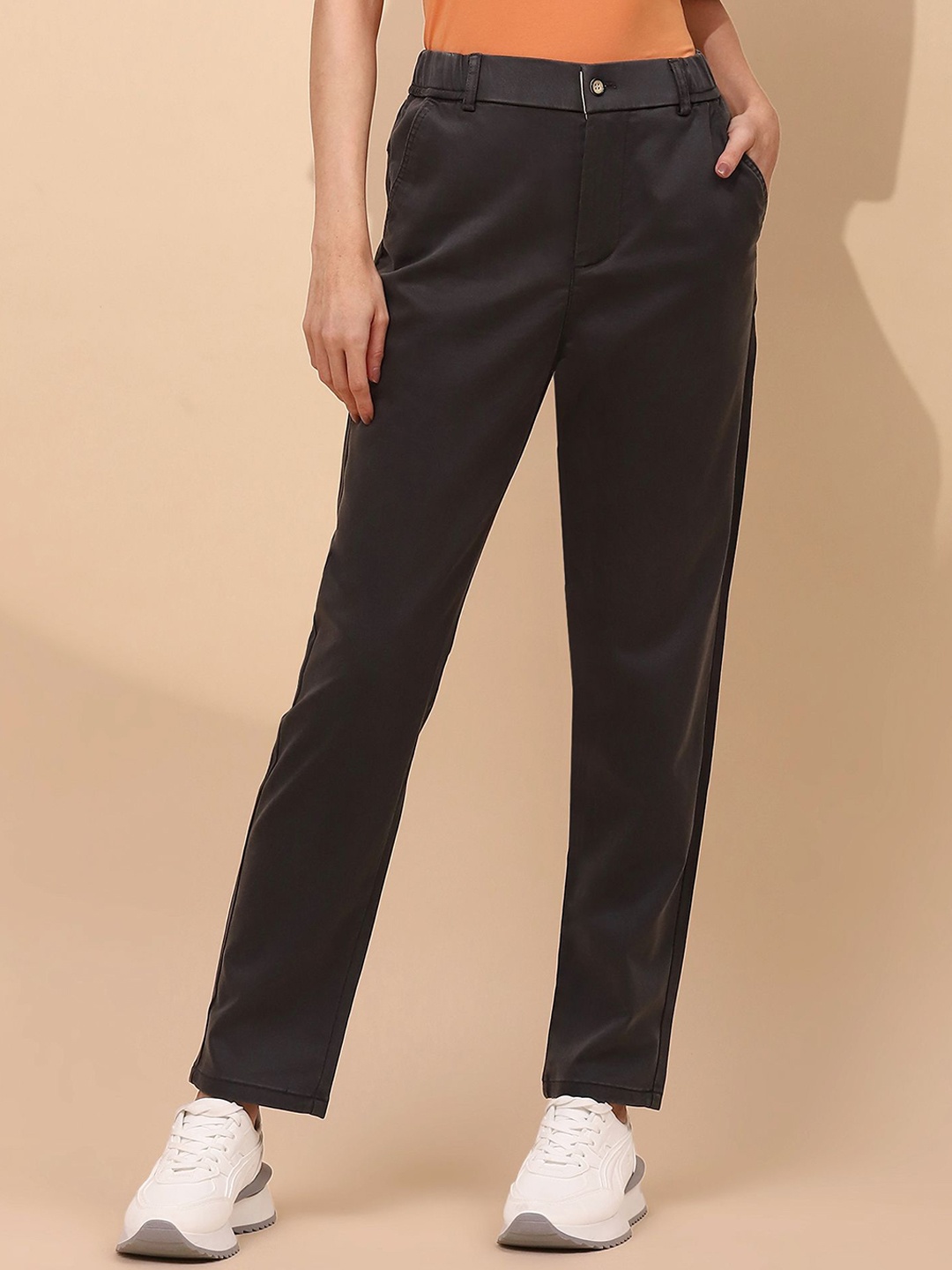 

Global Republic Women Relaxed Straight Leg Slim Fit High-Rise Wrinkle Free Trousers, Black