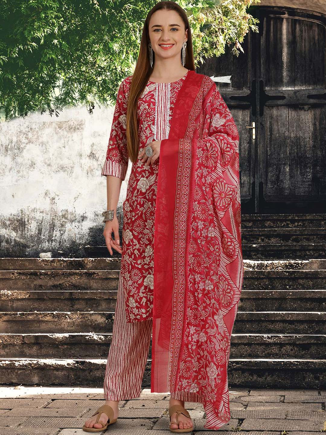 

7Threads Floral Printed Regular Pure Cotton Straight Kurta With Trousers & Dupatta, Red