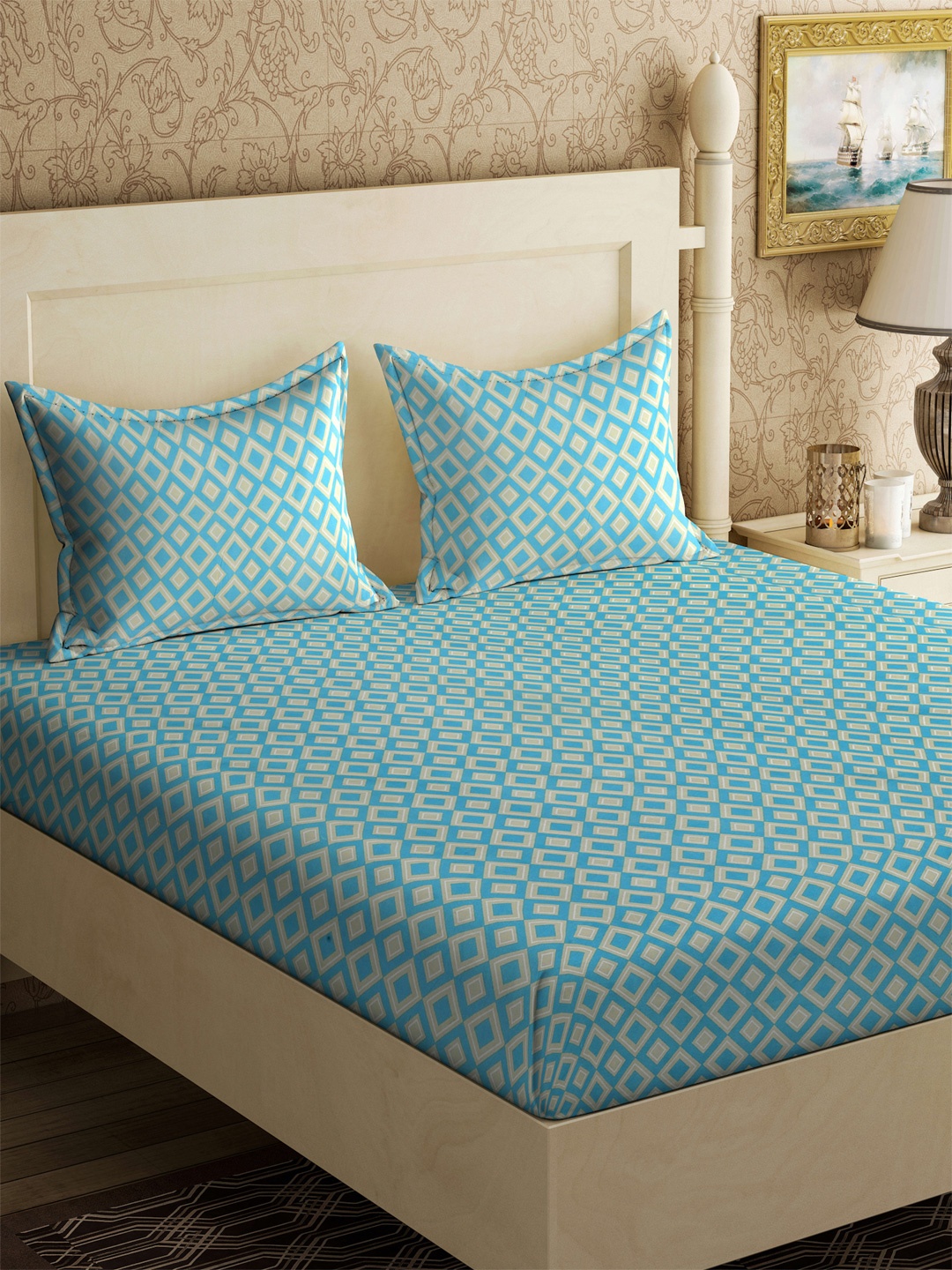 

KLOTTHE Turquoise Blue & White Printed 300 TC King Bedsheet With 2 Pillow Covers