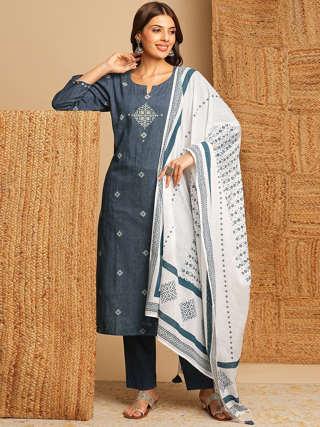 

KAMI KUBI Ethnic Motifs Embroidered Mirror Work Pure Cotton Kurta with Trousers & Dupatta, Grey