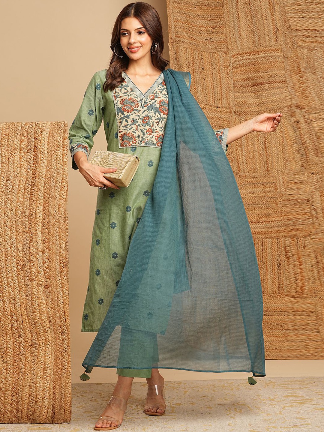 

KAMI KUBI Floral Printed Straight Sequinned Pure Cotton Kurta with Trousers & Dupatta, Green