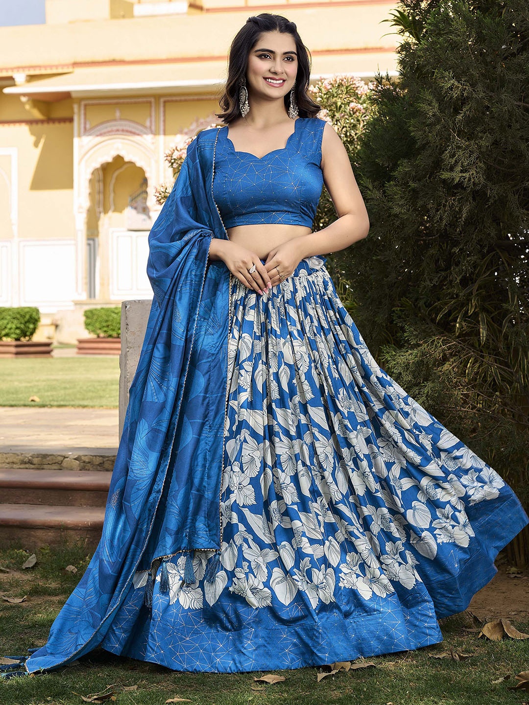 

LOOKNBOOK ART Printed Foil Print Semi-Stitched Lehenga & Unstitched Blouse With Dupatta, Blue