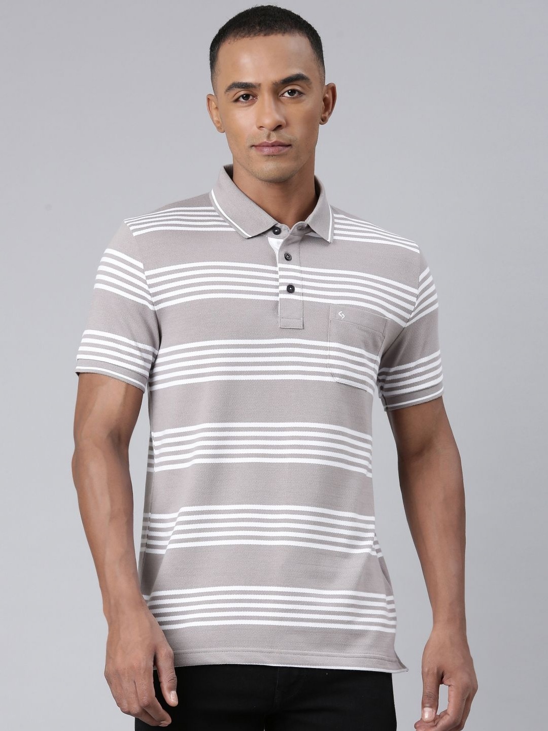 

Classic Polo Men Striped Polo Collar Pockets Slim Fit T-shirt, Grey