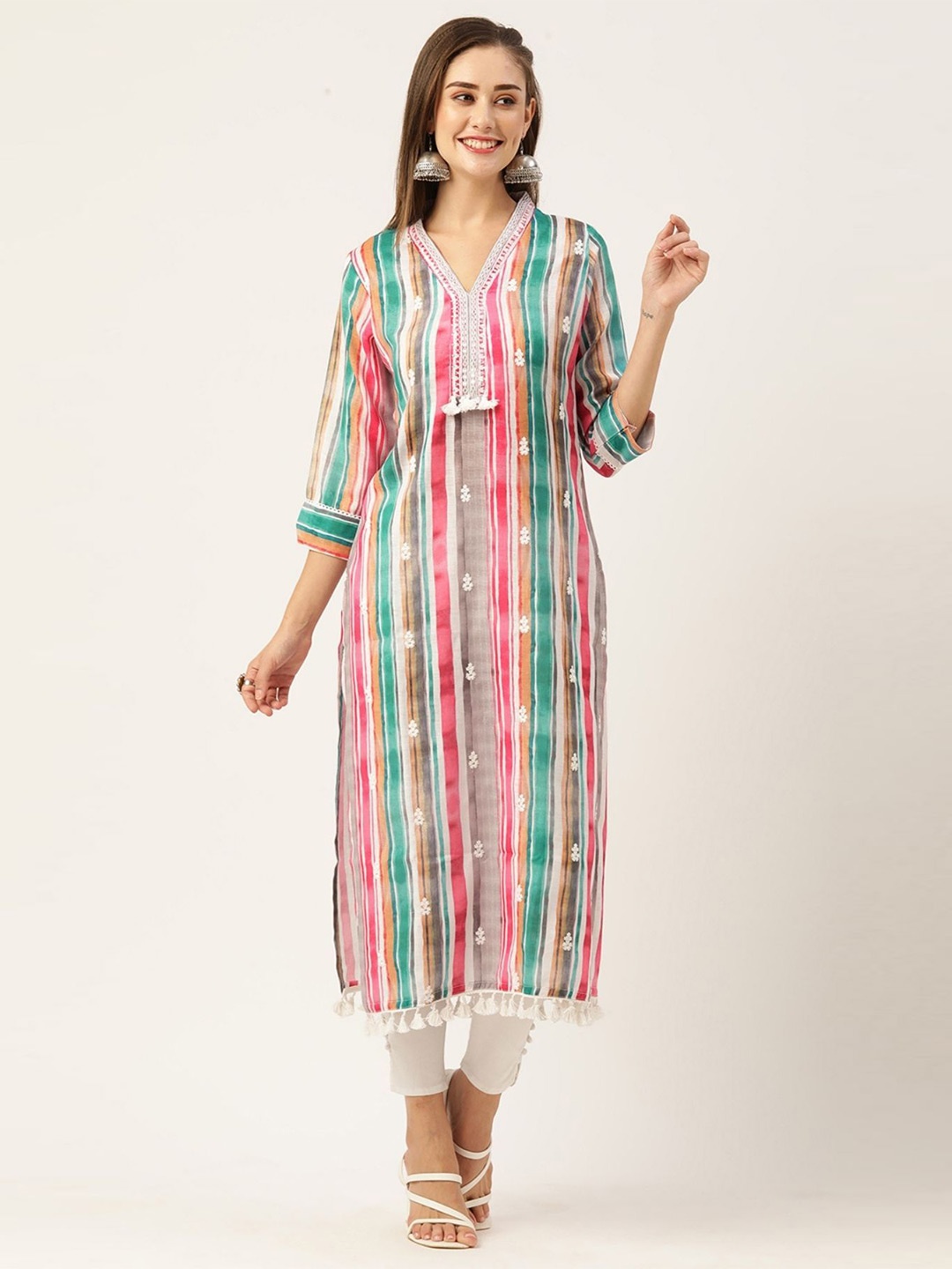

ODETTE Printed Thread Work Kurta, Green