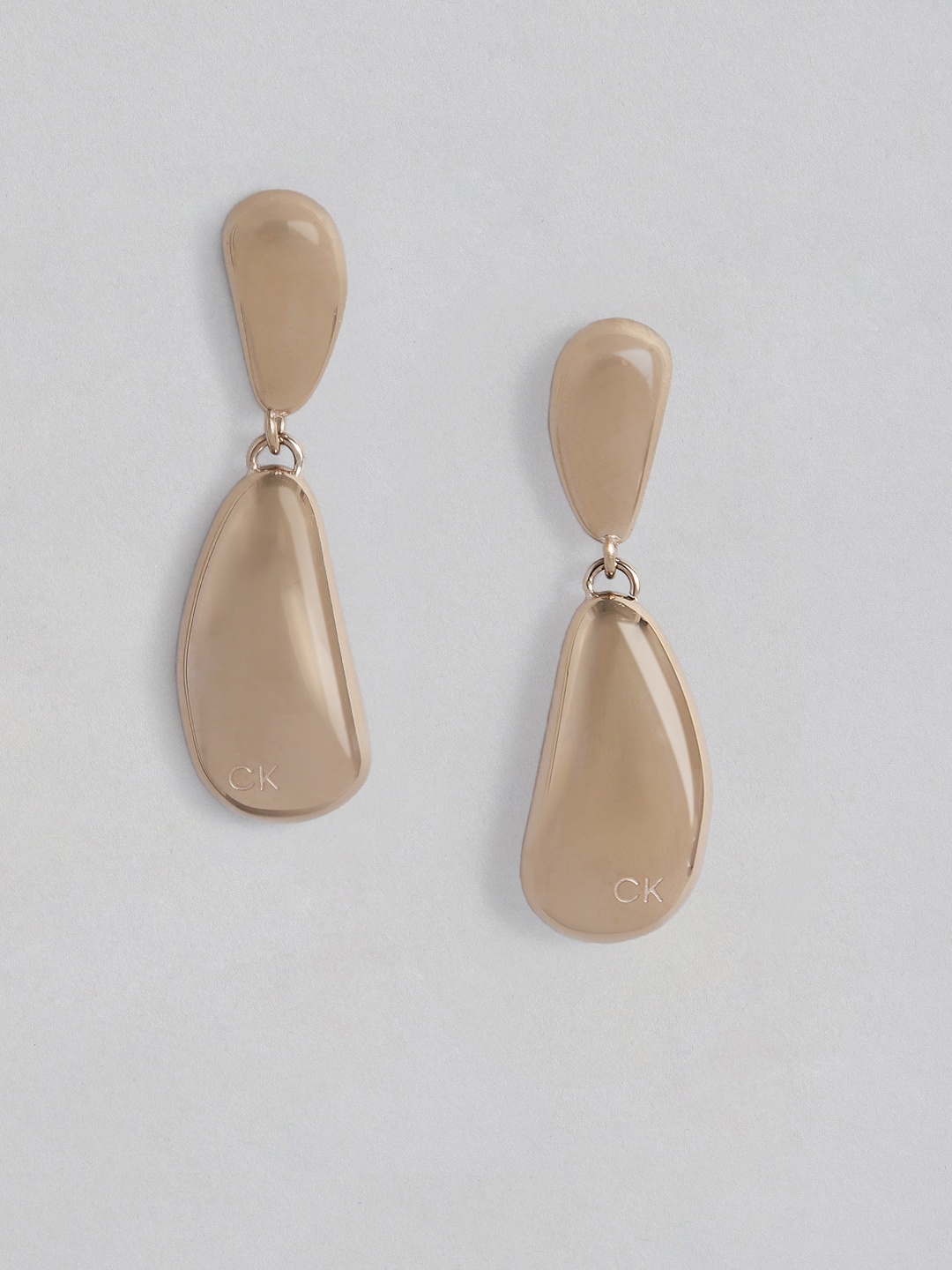 

Calvin Klein Radiant Classic Drop Earrings, Gold