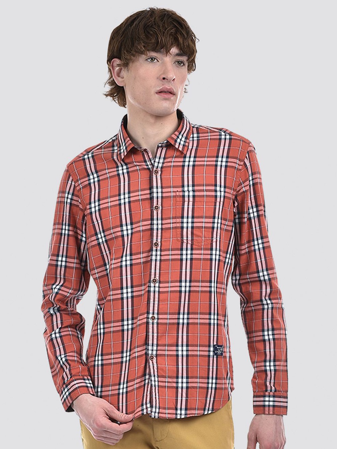 

Numero Uno Men Checkered Slim Fit Shirt, Orange