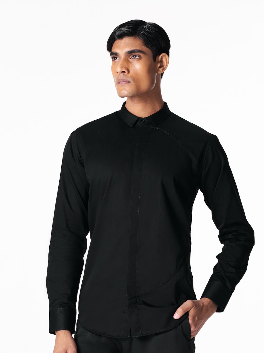 

28 MOONS Men Solid Cotton Relaxed Opaque Casual Shirt, Black