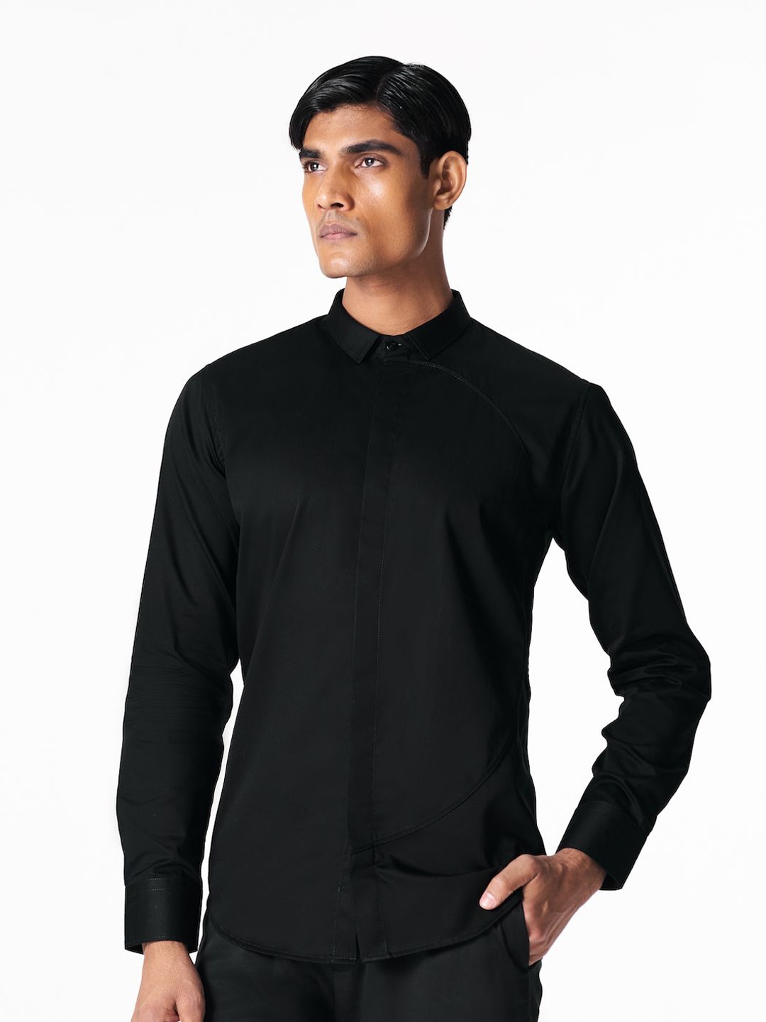 

28 MOONS Men Solid Cotton Relaxed Opaque Casual Shirt, Black