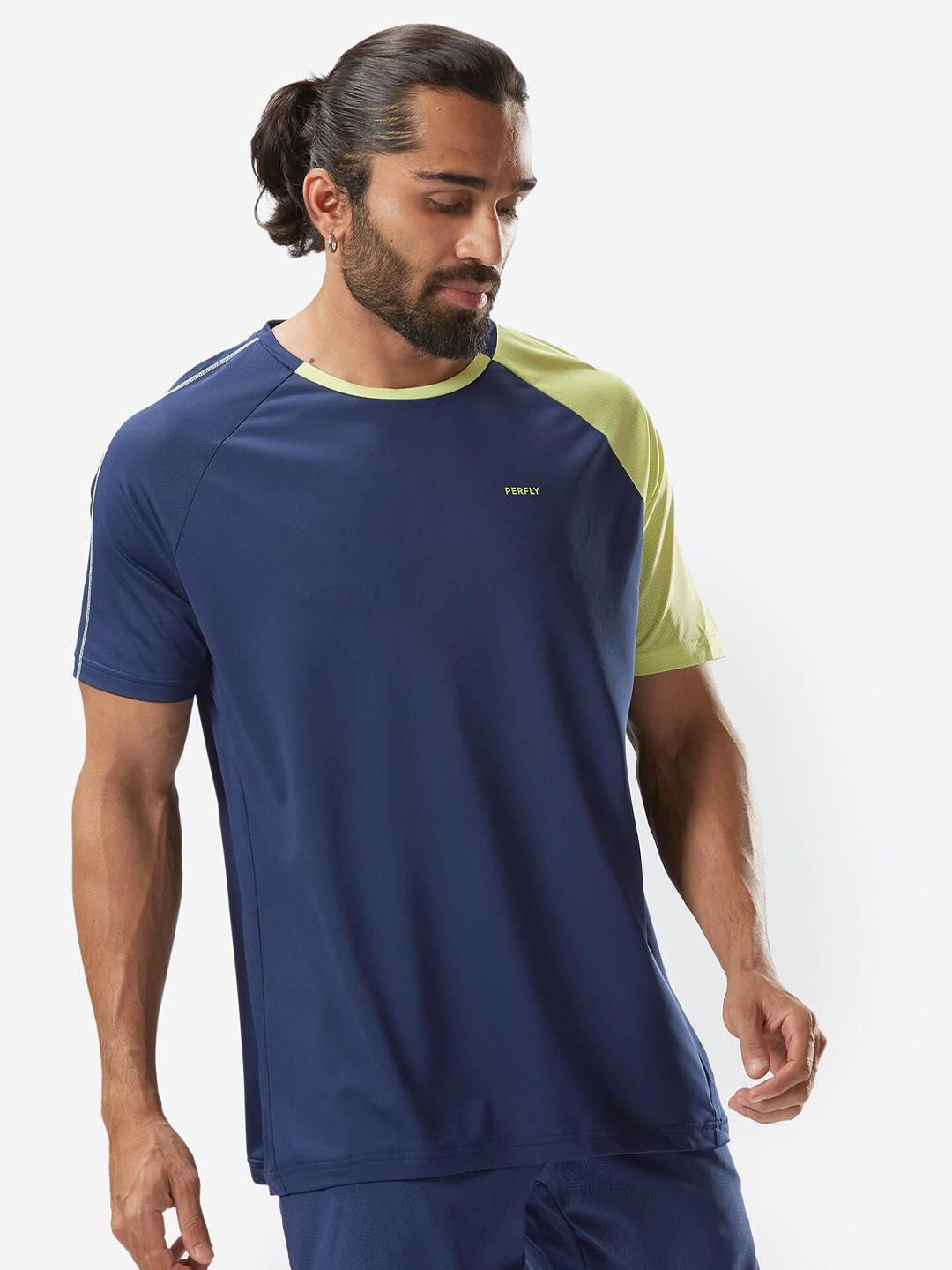 

PERFLY By Decathlon Men Navy Blue Quick Drying Badminton T-Shirt