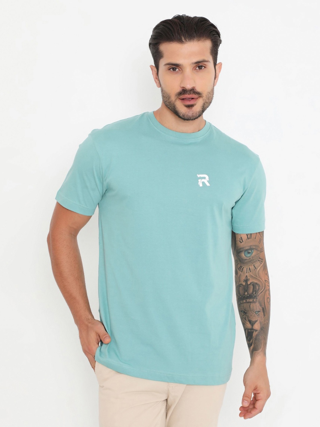 

Rivolta Men Solid Round Neck T-shirt, Green