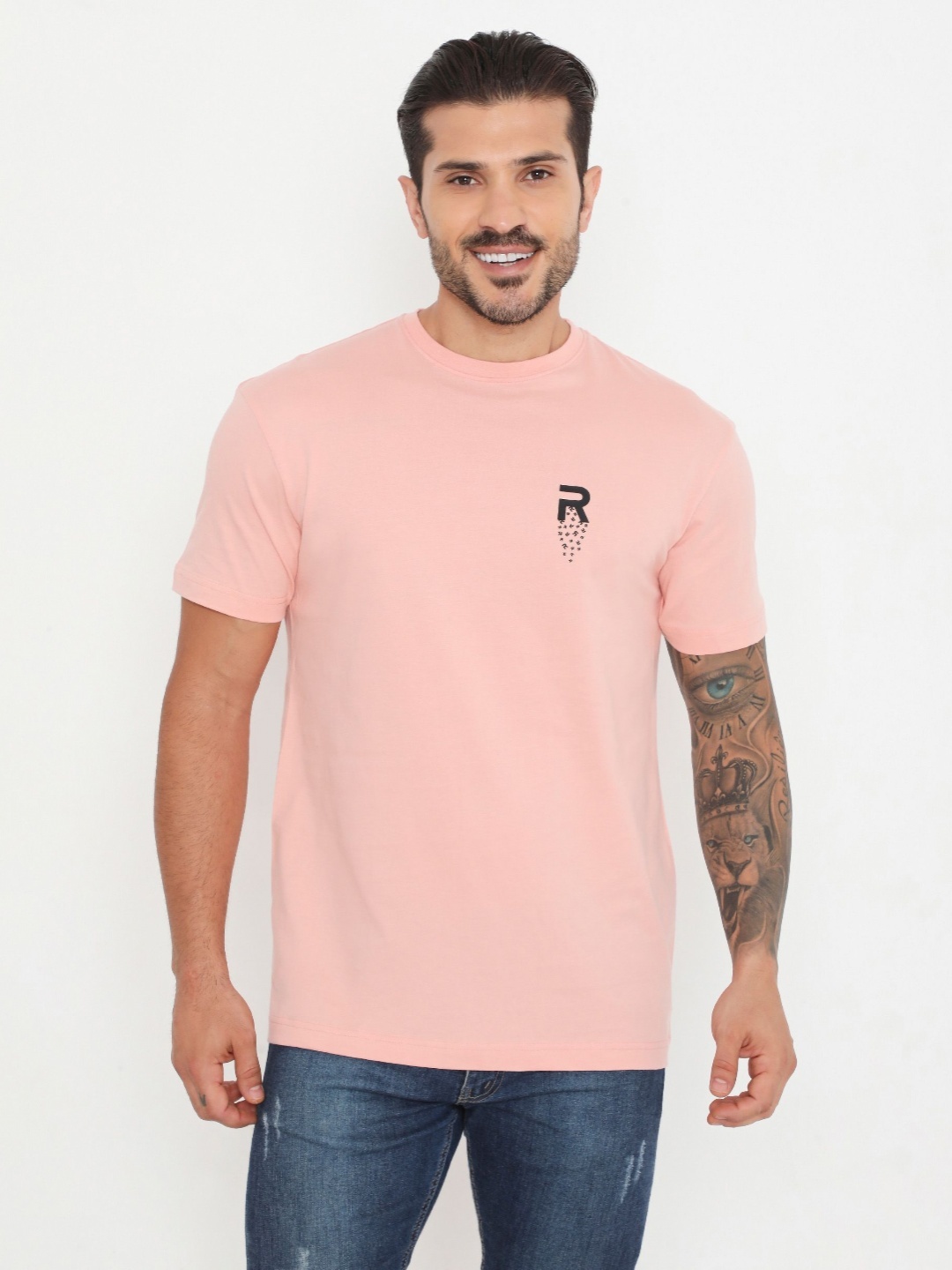 

Rivolta Men Solid Round Neck T-shirt, Peach