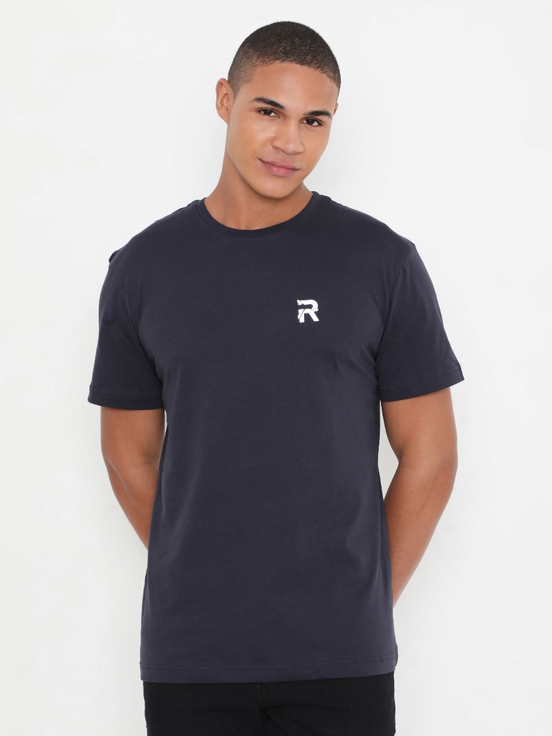 

Rivolta Men Solid Round Neck T-shirt, Navy blue