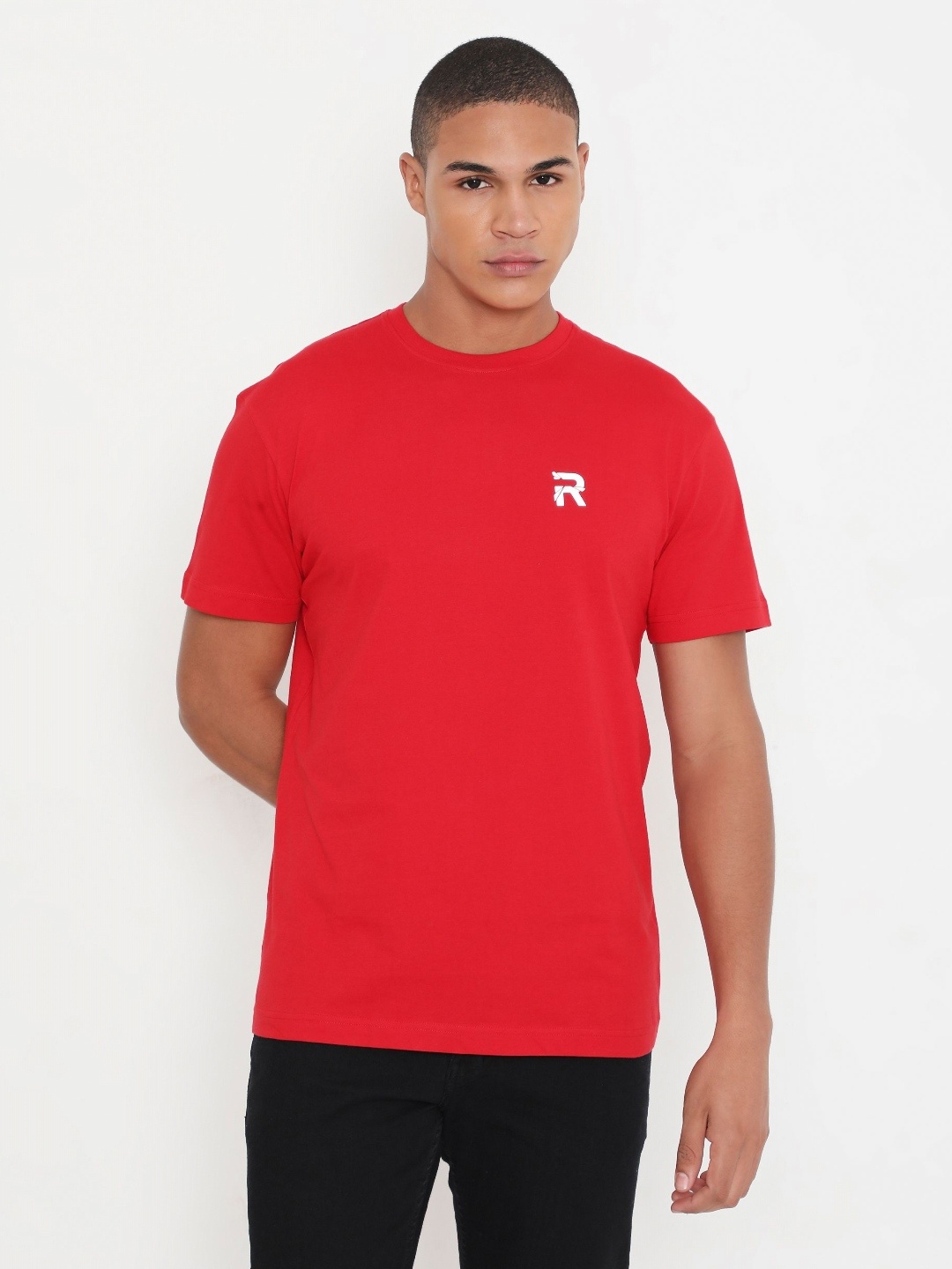 

Rivolta Men Solid Round Neck T-shirt, Red