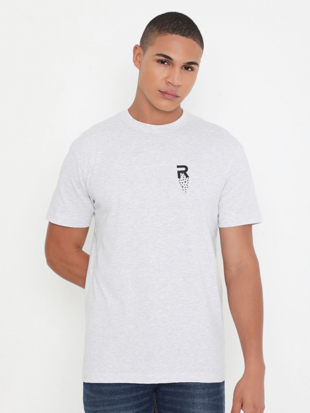 

Rivolta Men Solid Round Neck T-shirt, White