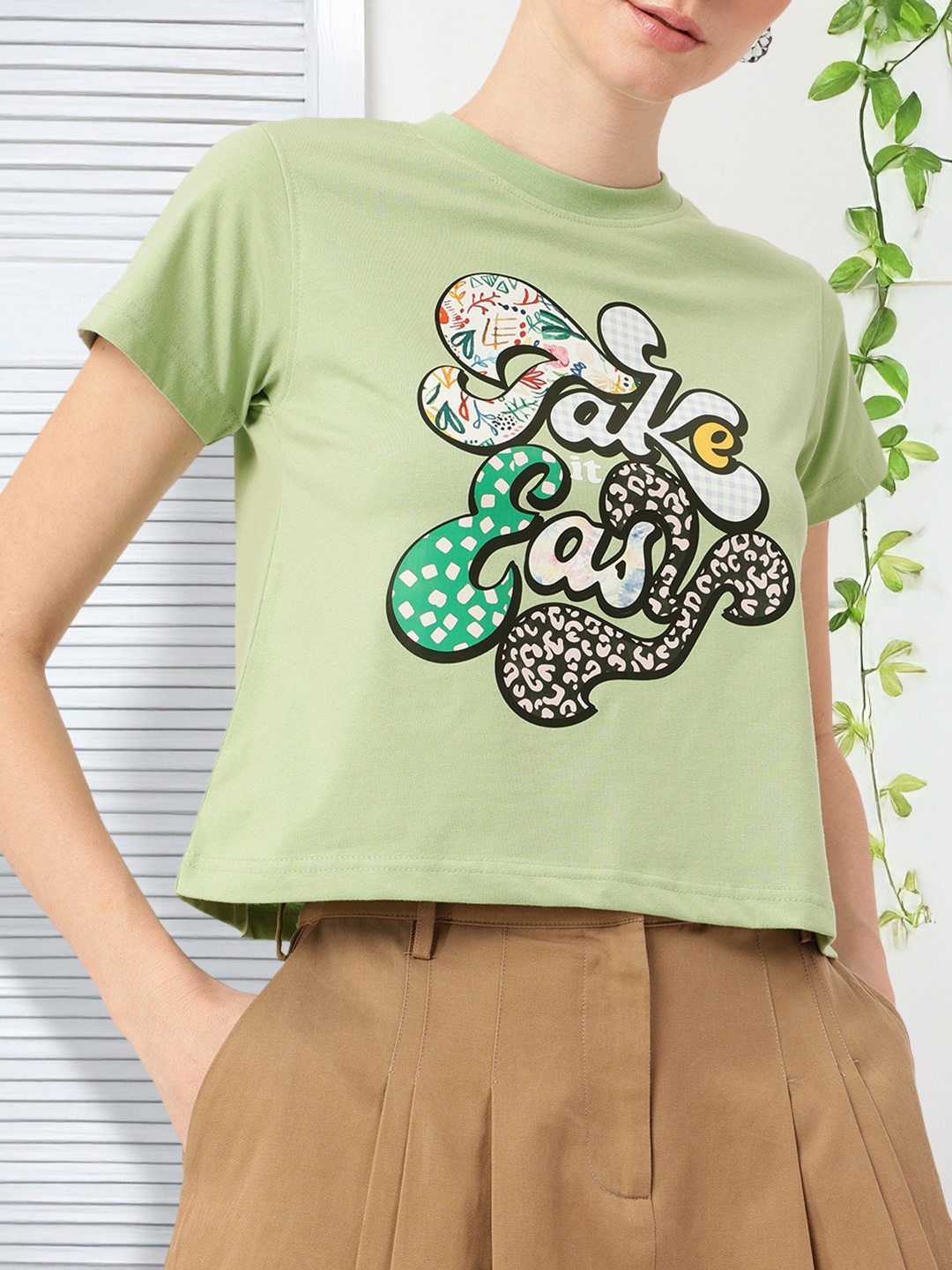 

DressBerry Adorably Chill Printed Casual T-shirt, Green