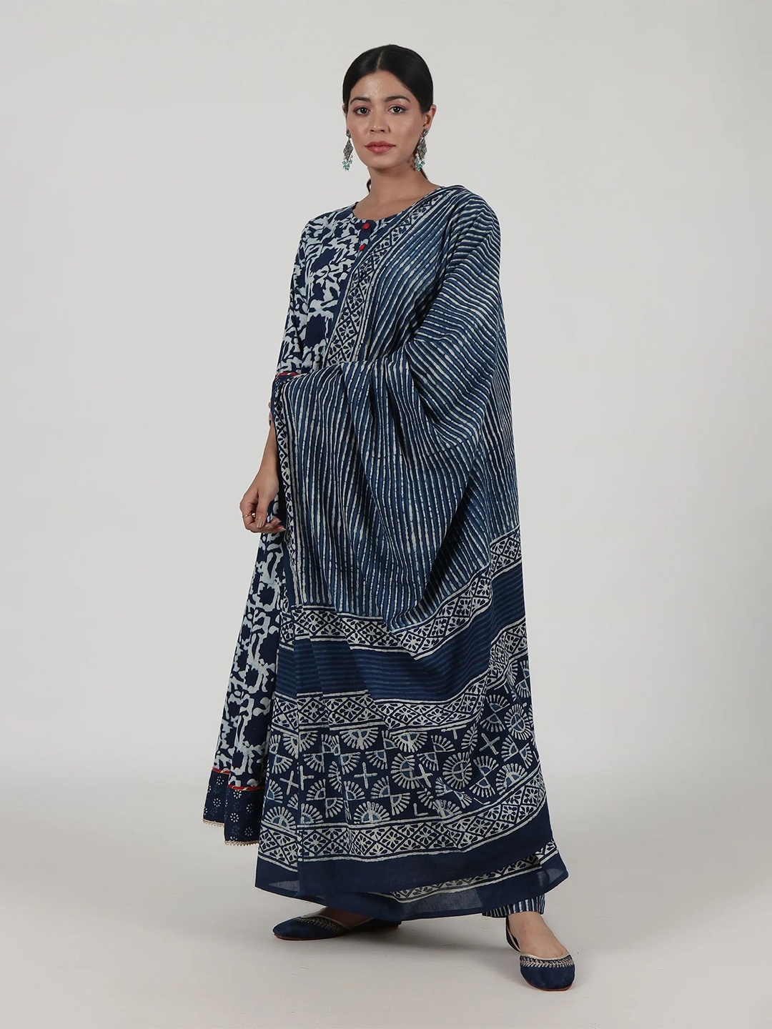 

TJORI Striped Cotton Dupatta, Blue