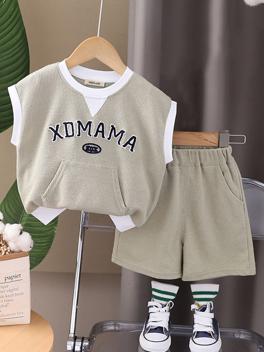 

INCLUD Boys Printed Round Neck T-shirt with Shorts, Green
