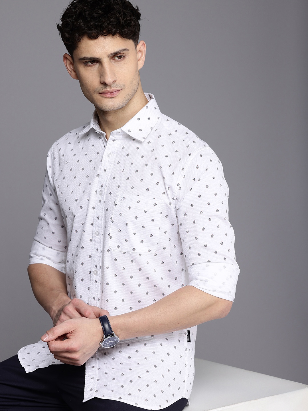 

Kenneth Cole Men Premium Slim Fit Printed Pure Cotton Casual Shirt, White