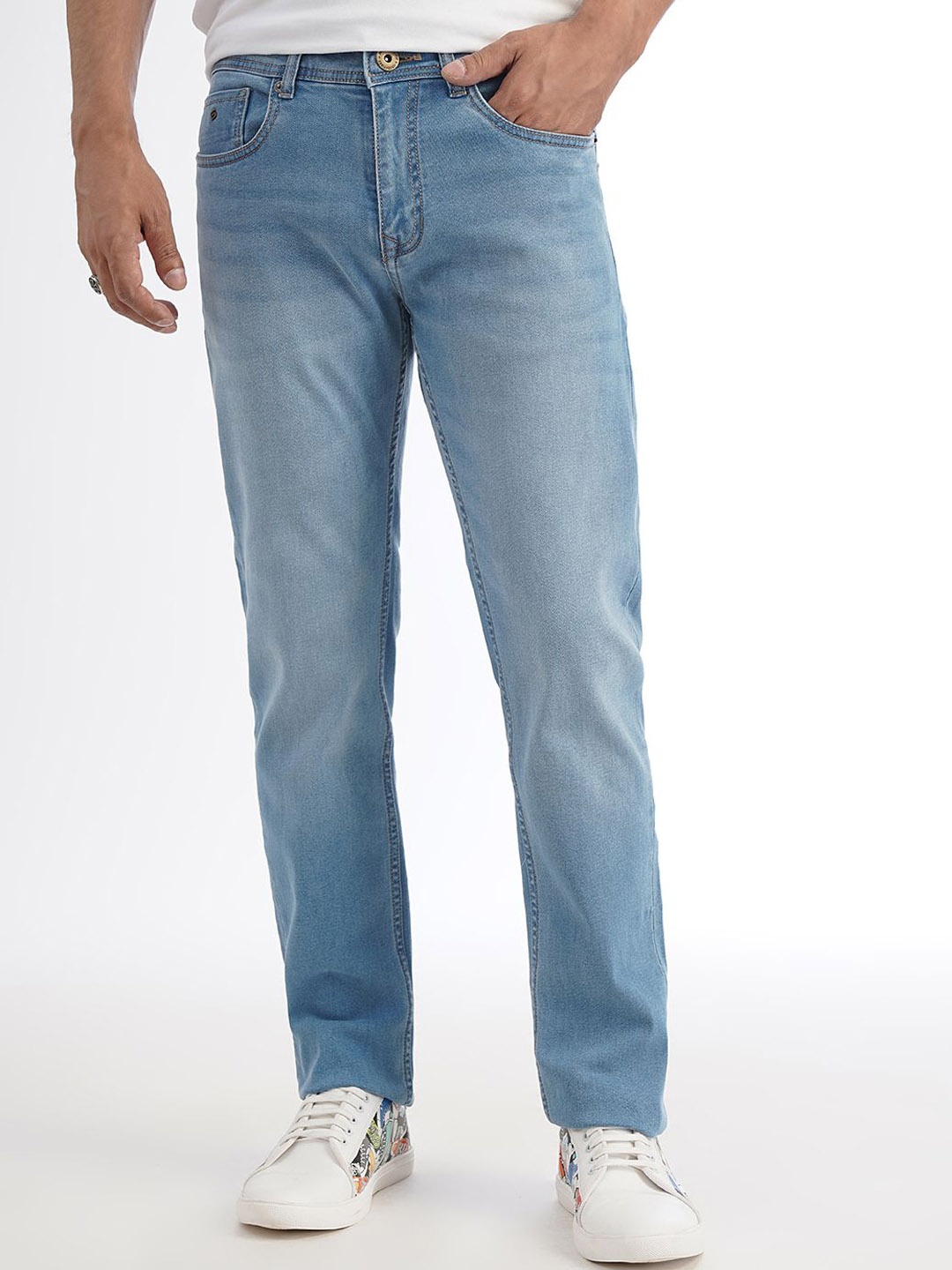 

Greenfibre Men Straight Fit Light Fade Stretchable Jeans, Blue
