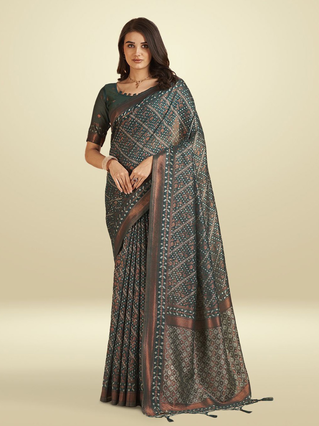 

Aura Ethnic Motifs Zari Pure Cotton Saree, Green