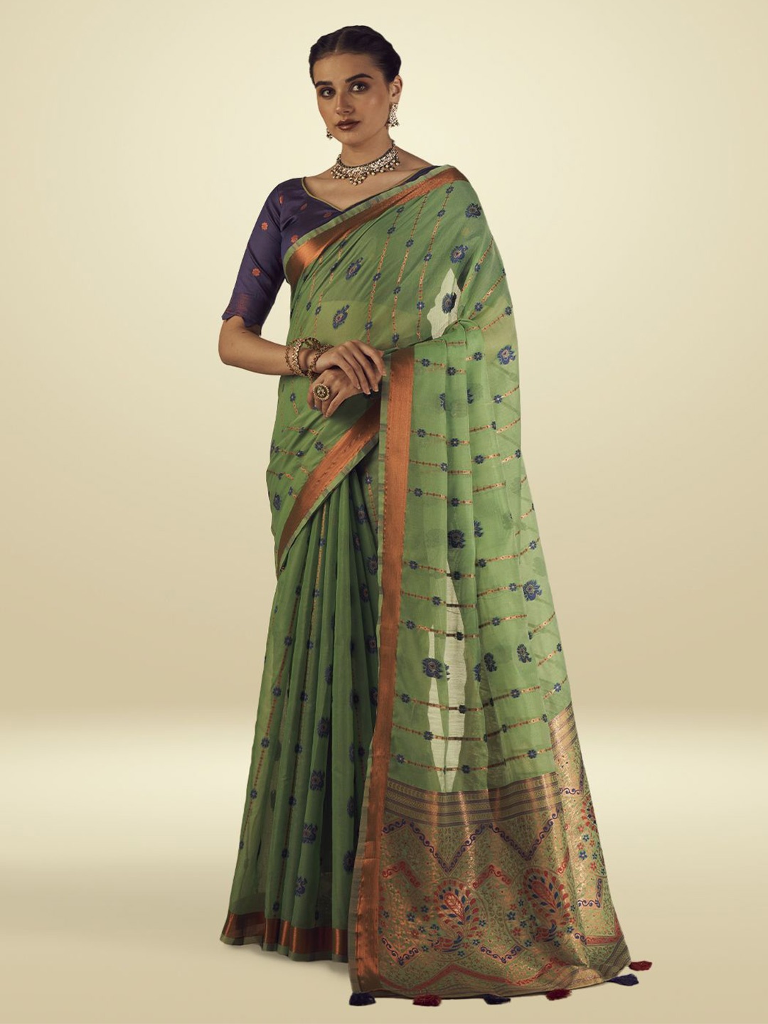 

Aura Floral Zari Pure Cotton Saree, Green