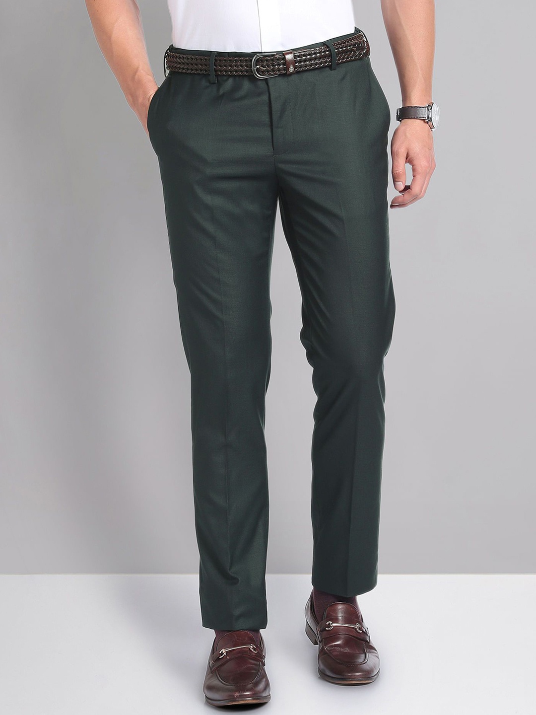 

AD By Arvind Men Urban Slim Slim Fit Trousers, Green