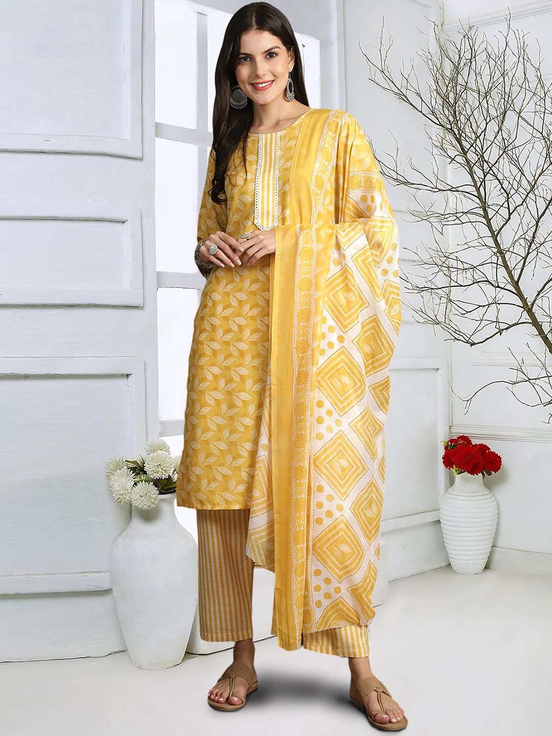 

7Threads Floral Printed Pure Cotton Kurta with Trousers & Dupatta, Yellow