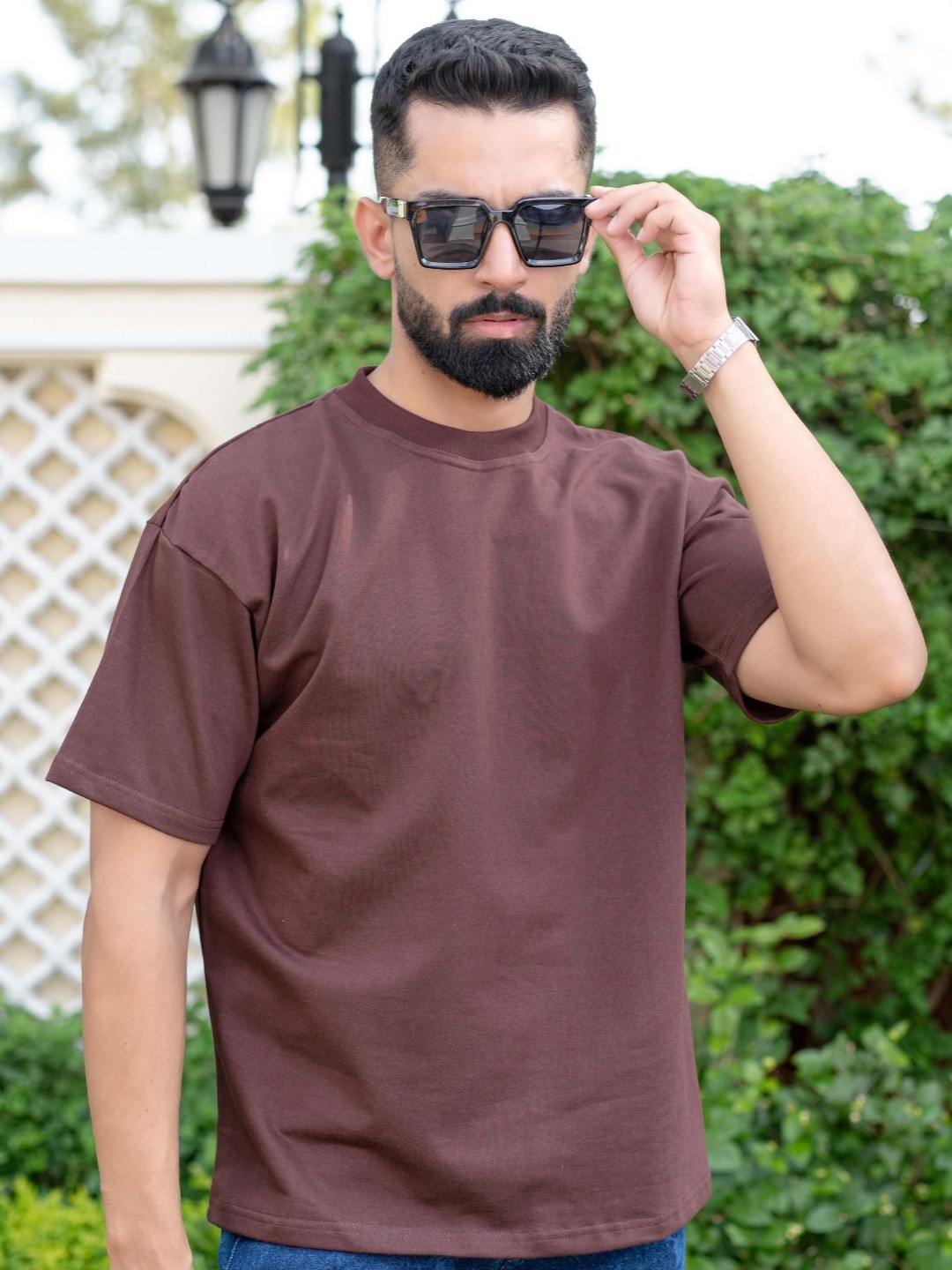 

Tistabene Men Solid Drop Shoulder Sleeves Oversized T-shirt, Brown
