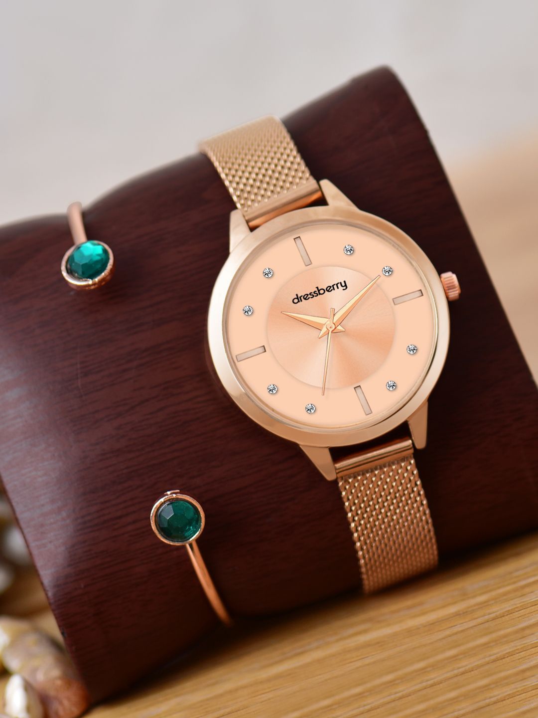 

DressBerry Women Watch Gift Set, Rose gold