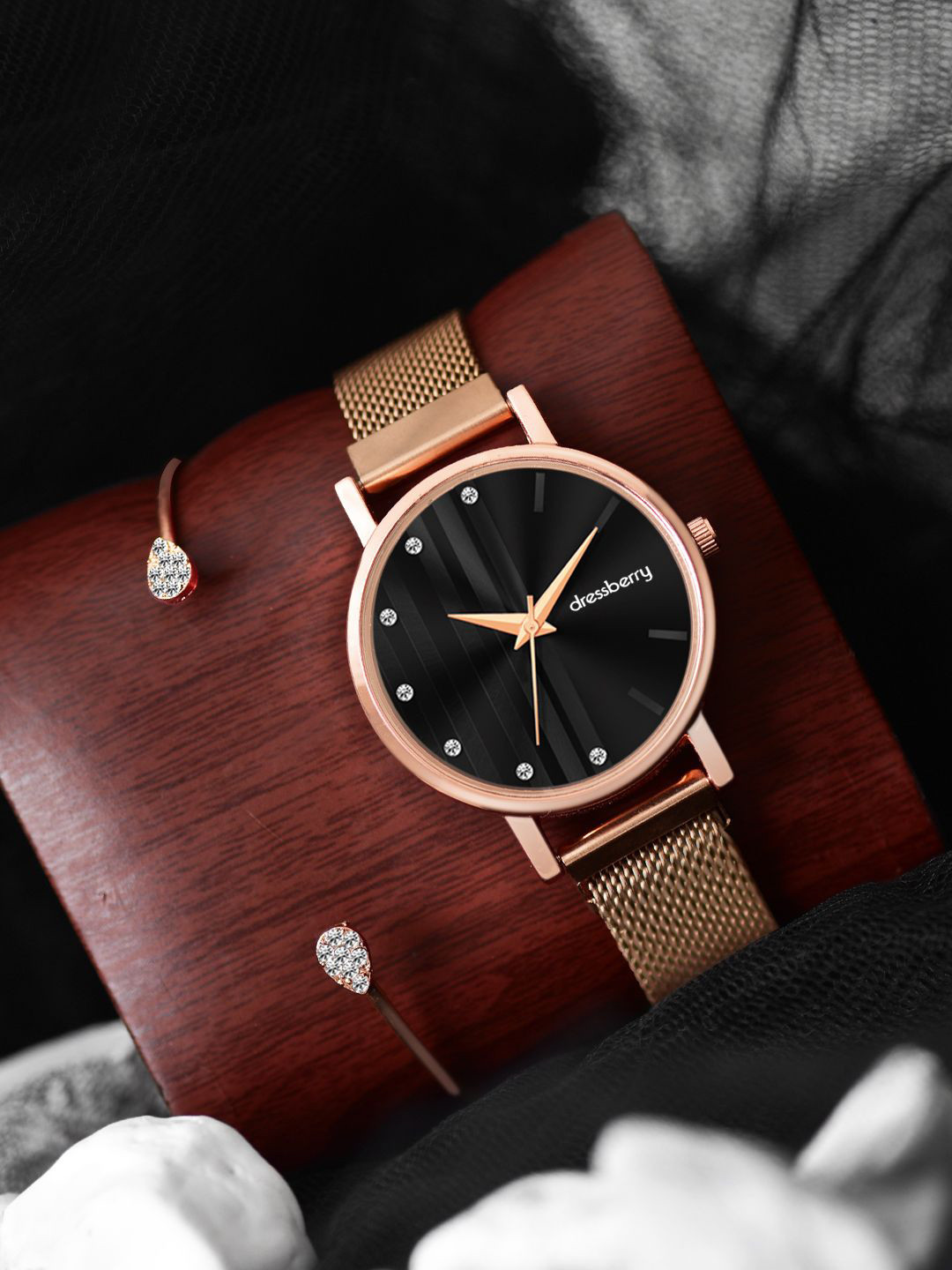 

DressBerry Women Watch Gift Set-DBWJ24 Set-34, Rose gold