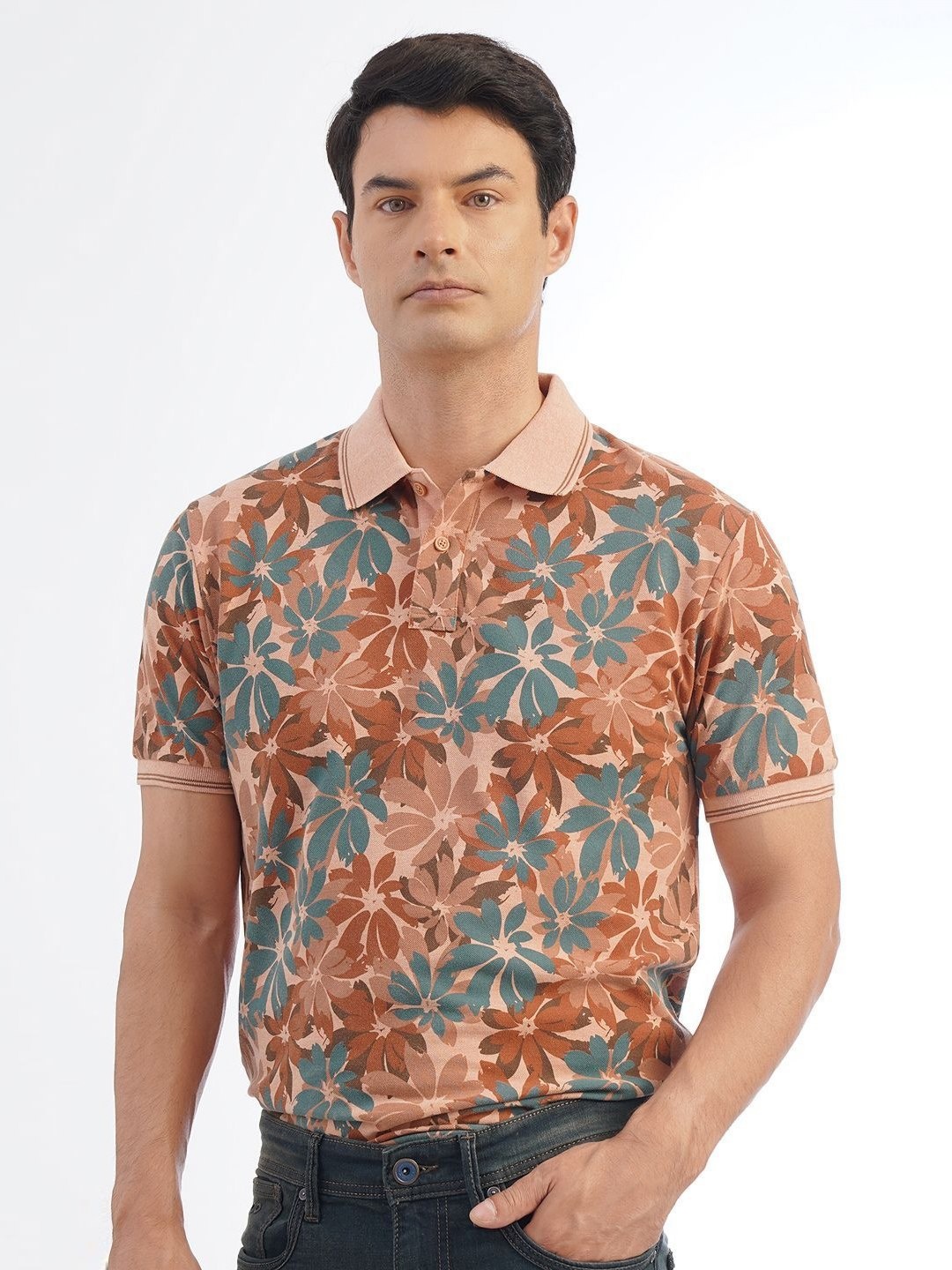 

Greenfibre Men Floral Printed Polo Collar Tropical Slim Fit T-shirt, Brown