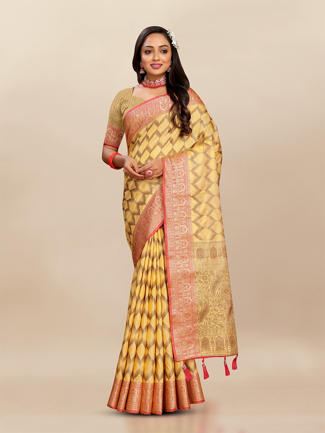 

Upalksh Zari Woven Banarasi Saree, Yellow