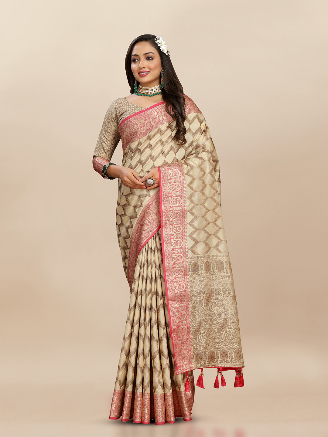 

Upalksh Woven Design Zari Banarasi Saree, Cream