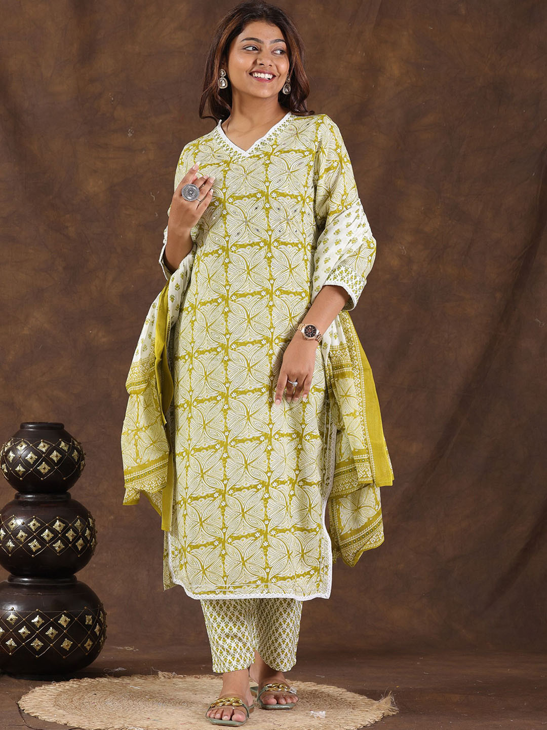 

PARTHVI Floral Printed Mirror Work V-Neck Straight Kurta With Trousers & Dupatta, Green