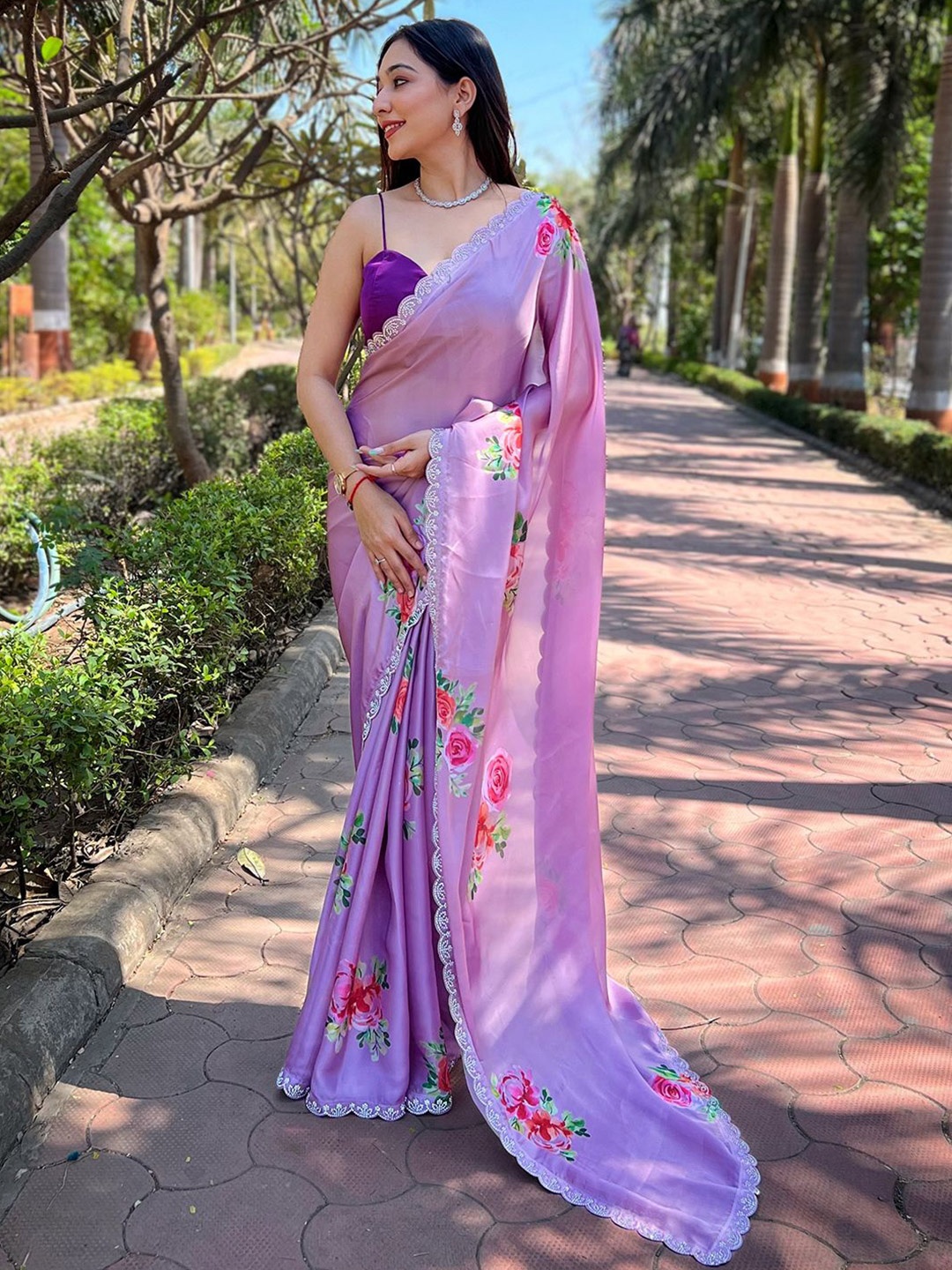 

VASTRANAND Floral Beads and Stones Satin Saree, Lavender