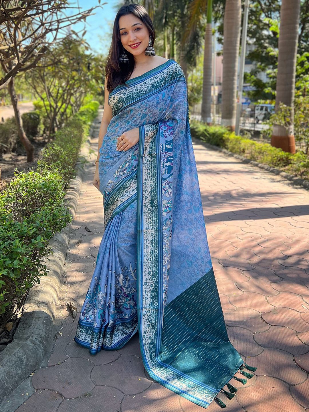 

VASTRANAND Kalamkari Kota Saree, Blue