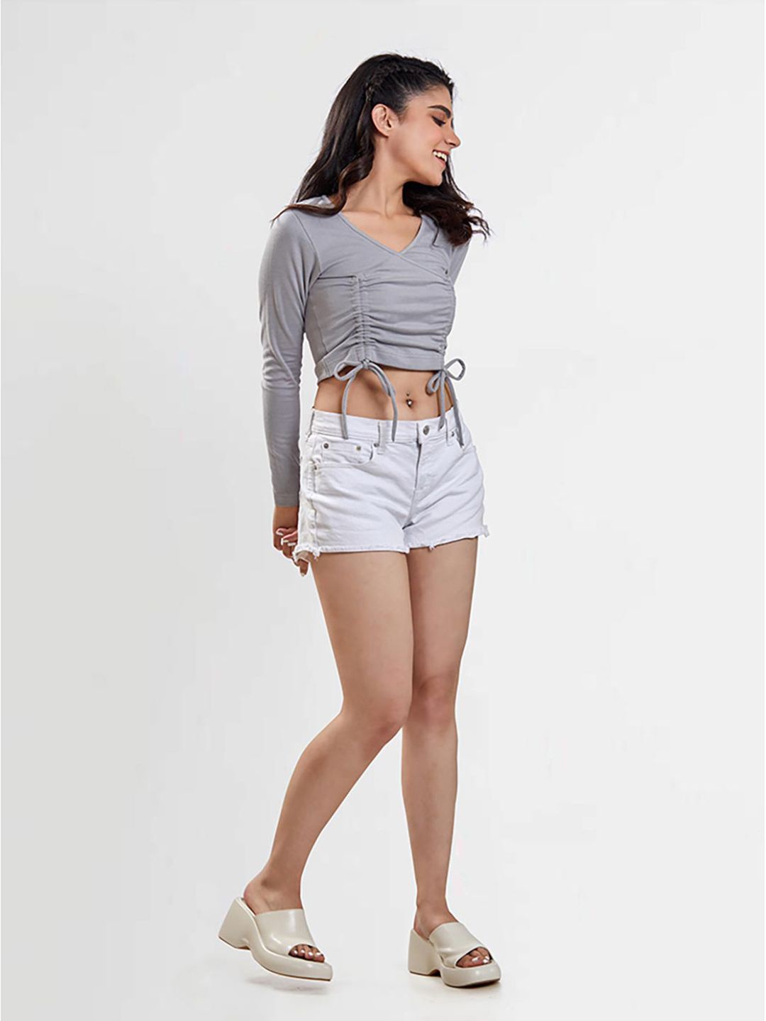 

NUD Crop Top, Grey