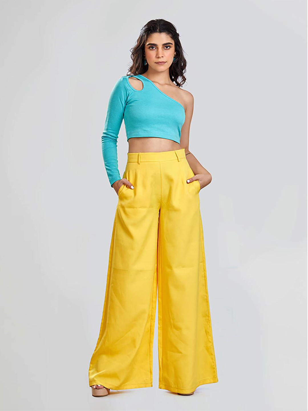

NUD Crop Top, Blue