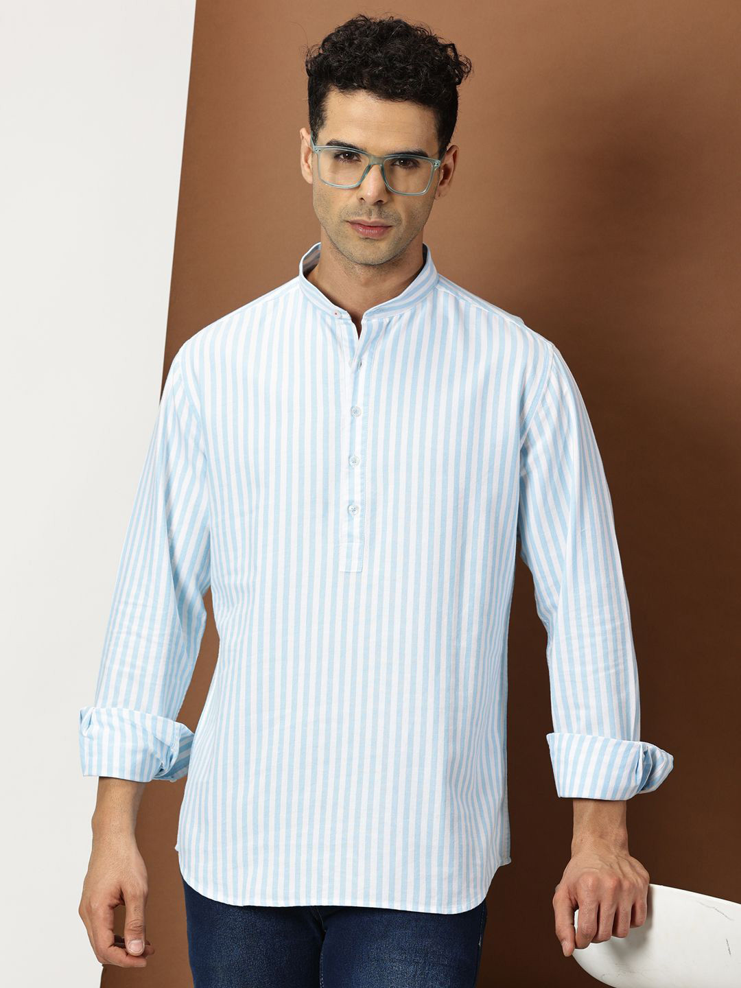 

INVICTUS Men Striped Mandarin Collar Slim Fit Casual Shirt, White