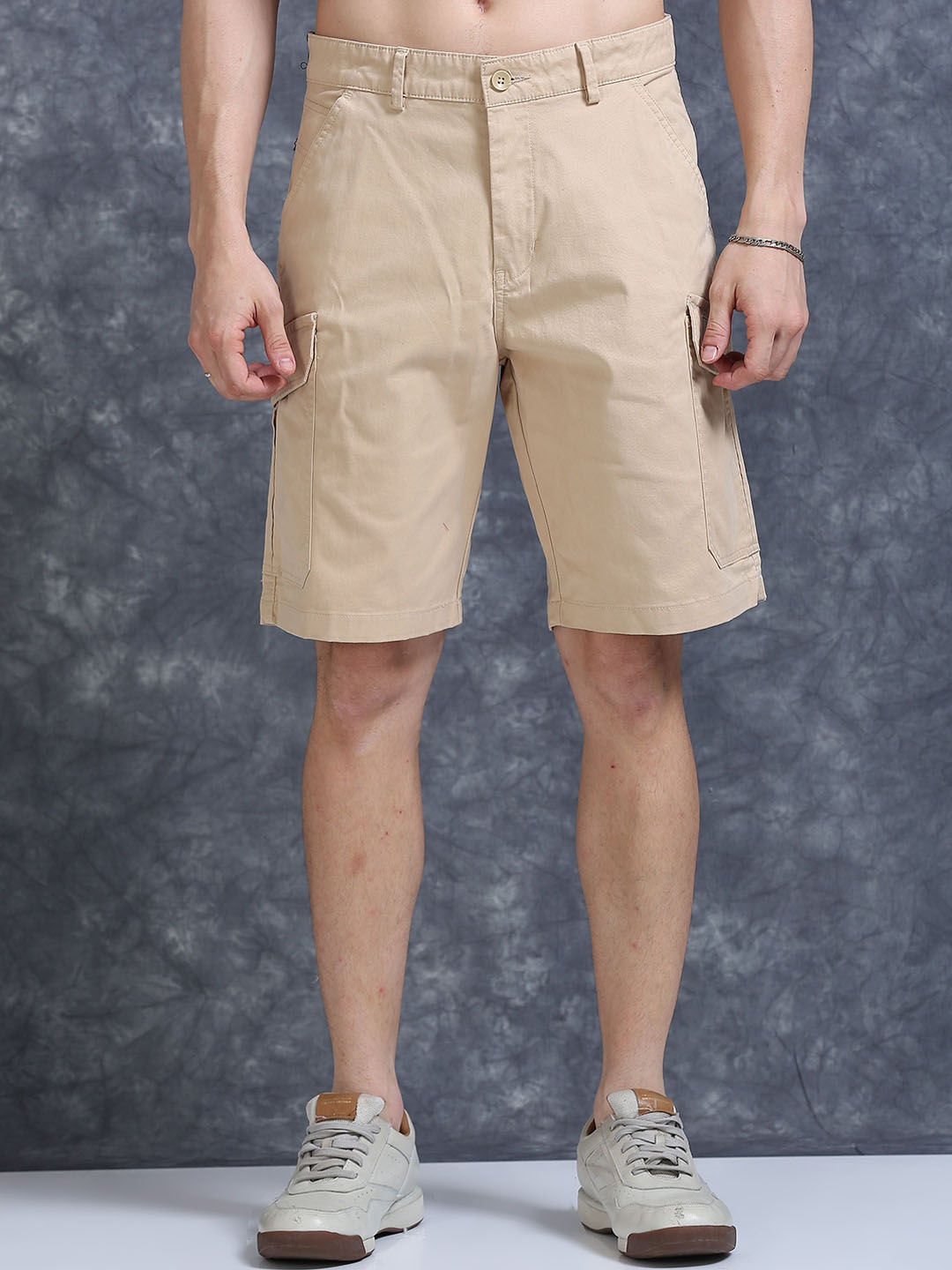 

The Roadster Lifestyle Co Relaxed Fit Cotton Cargo Shorts, Beige