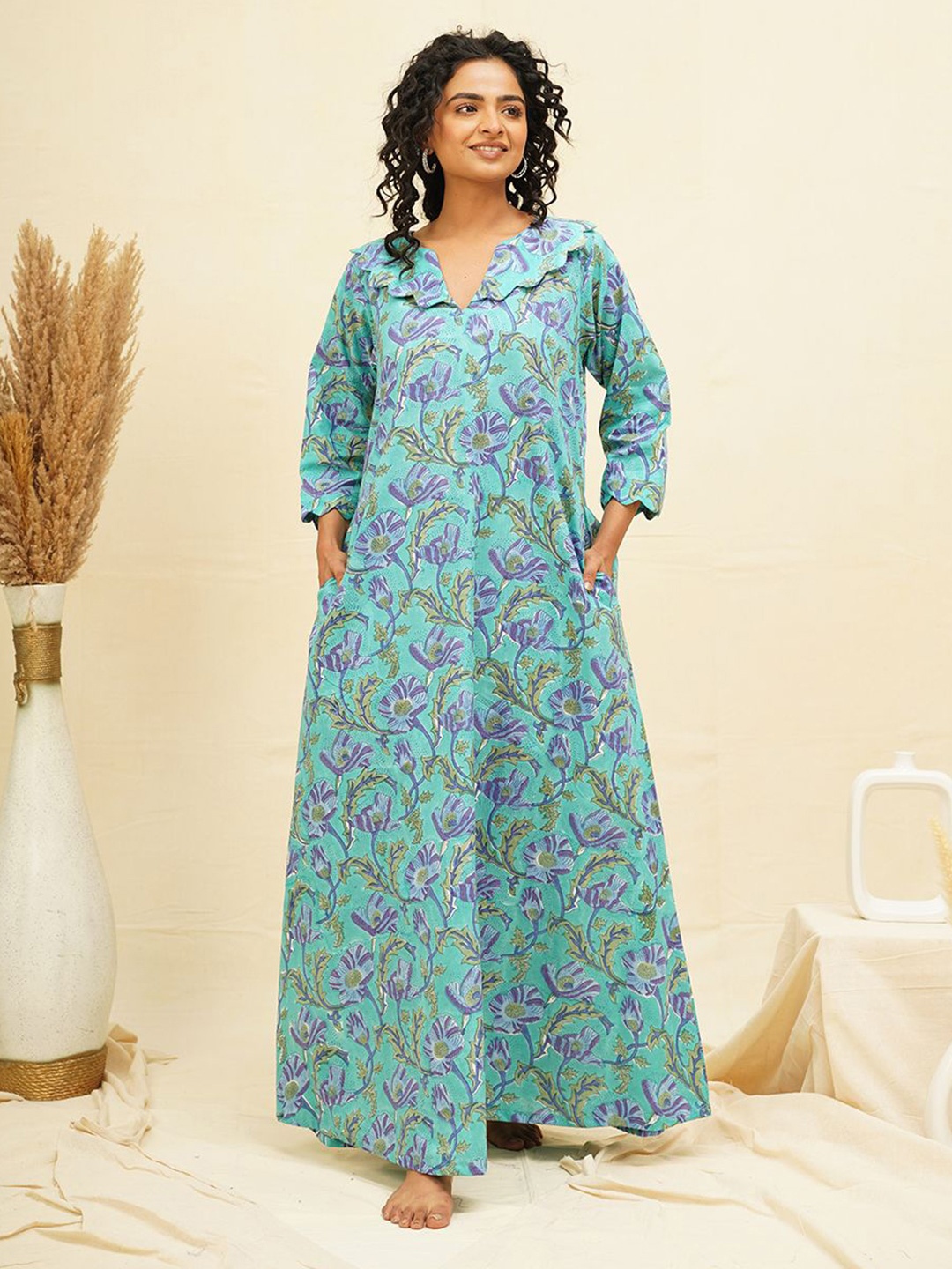 

THE SAFFRON SAGA Ethnic Motifs Printed Pure Cotton Maxi Nightdress, Blue
