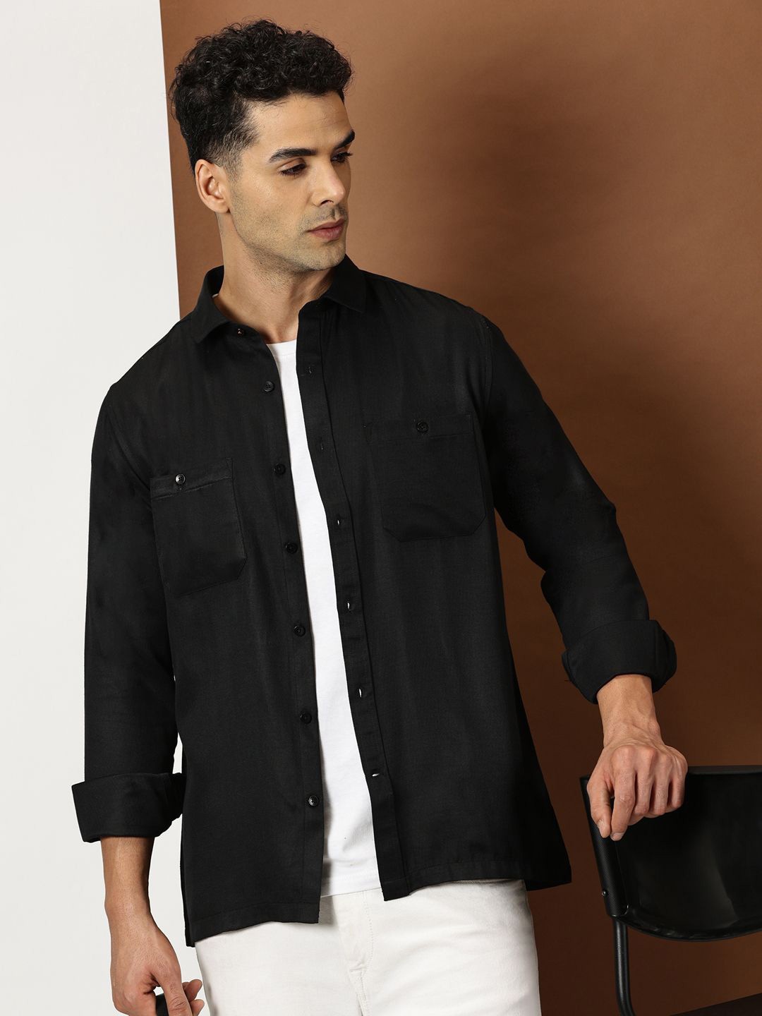 

INVICTUS Men Original Solid Cotton Slim Fit Casual Shirt, Black