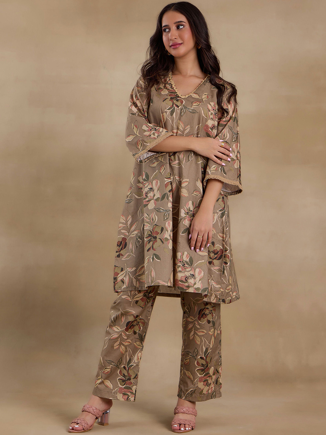 

Alaya By Stage3 Floral Printed Cotton A-Line Kurta, Green