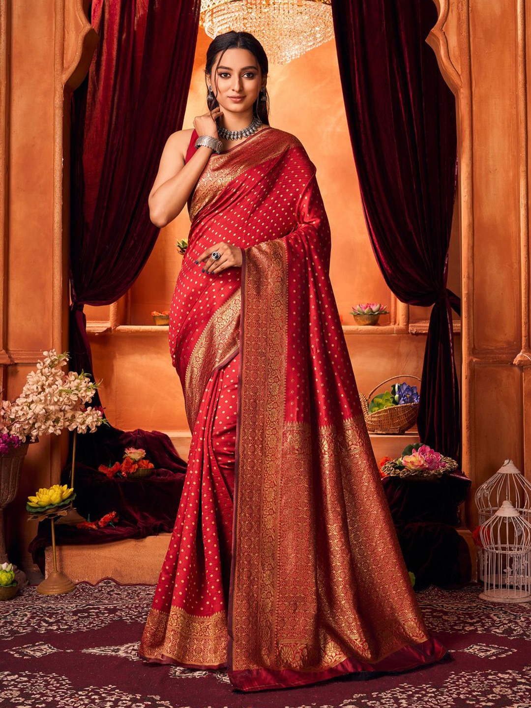 

Varanga Woven Design Zari Banarasi Saree, Maroon