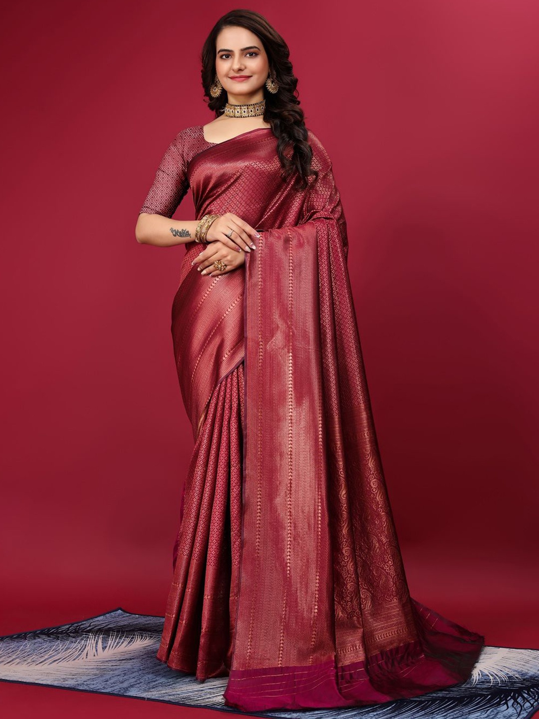 

Varanga Ethnic Motifs Zari Banarasi Saree, Maroon