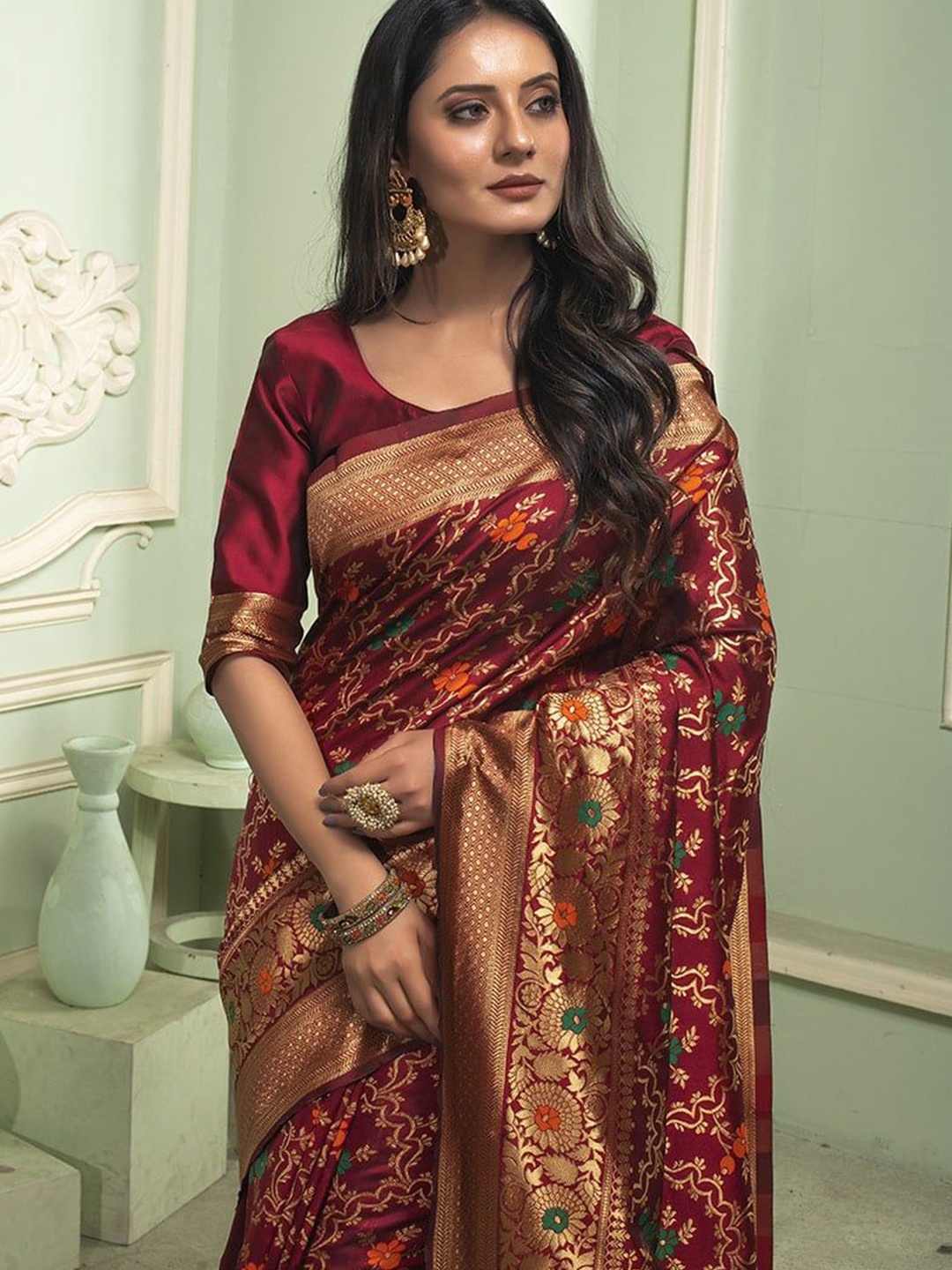 

Varanga Ethnic Motifs Zari Woven Banarasi Saree, Maroon