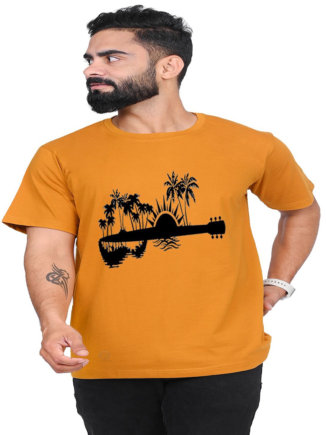 

TAJNAN Men Graphic Printed Round Neck T-shirt, Orange